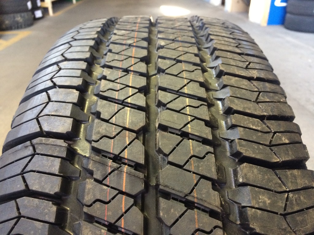 Goodyear Wrangler 265/70R17 265/70/17 tires